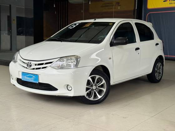 TOYOTA ETIOS 1.3 X 16V FLEX 4P MANUAL TOYOTA ETIOS 1.3 X 16V FLEX 4P MANUAL